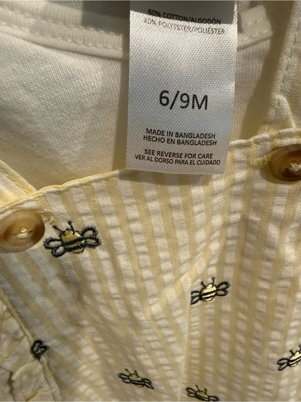 Nicole Miller Yellow Bee Seersucker Overall Dress with Cream Sunglasses